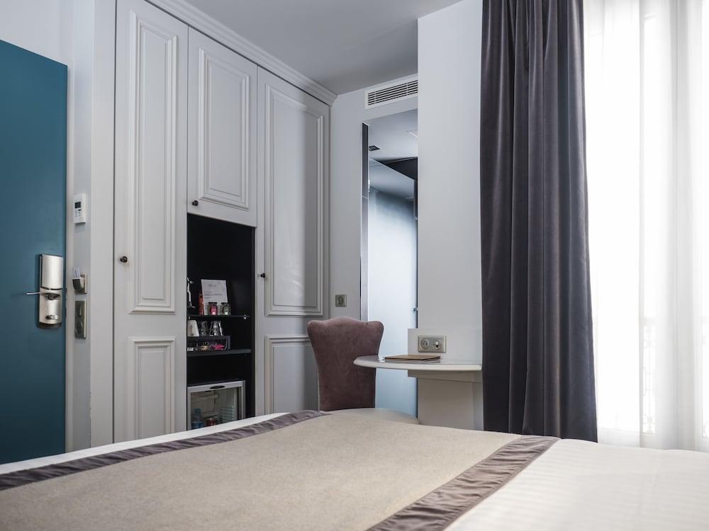 Hotel Taylor Paris Bagian luar foto