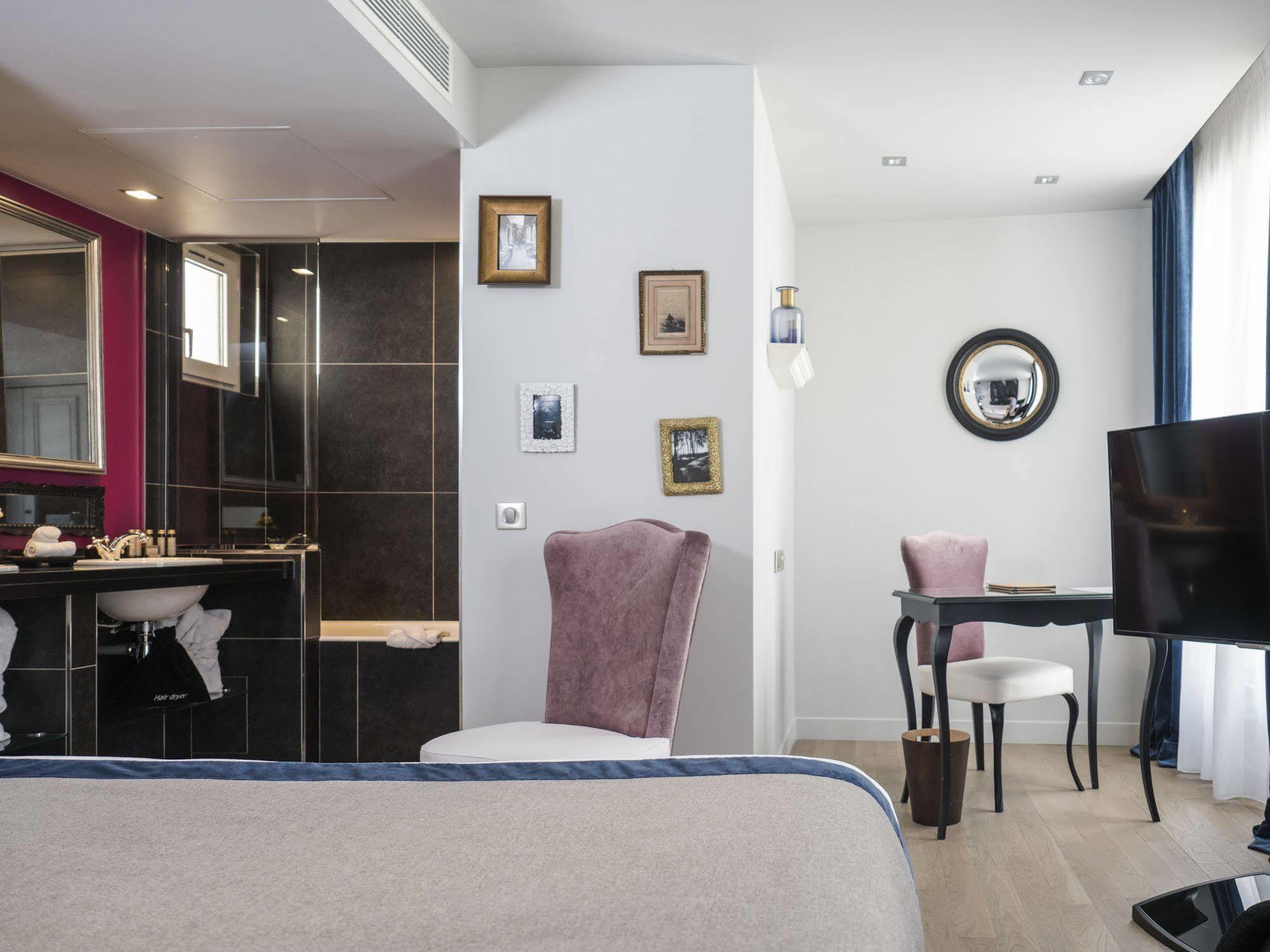 Hotel Taylor Paris Bagian luar foto