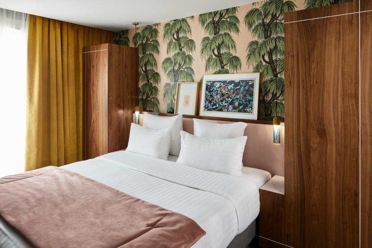 Hotel Taylor Paris Bagian luar foto